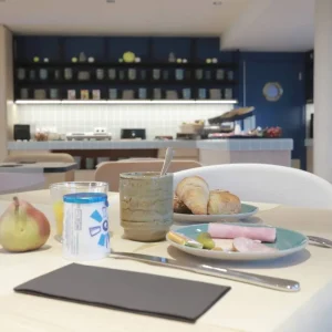 Pain artisanal et produits boulangers au petit-déjeuner de l'Hôtel Antarès Honfleur